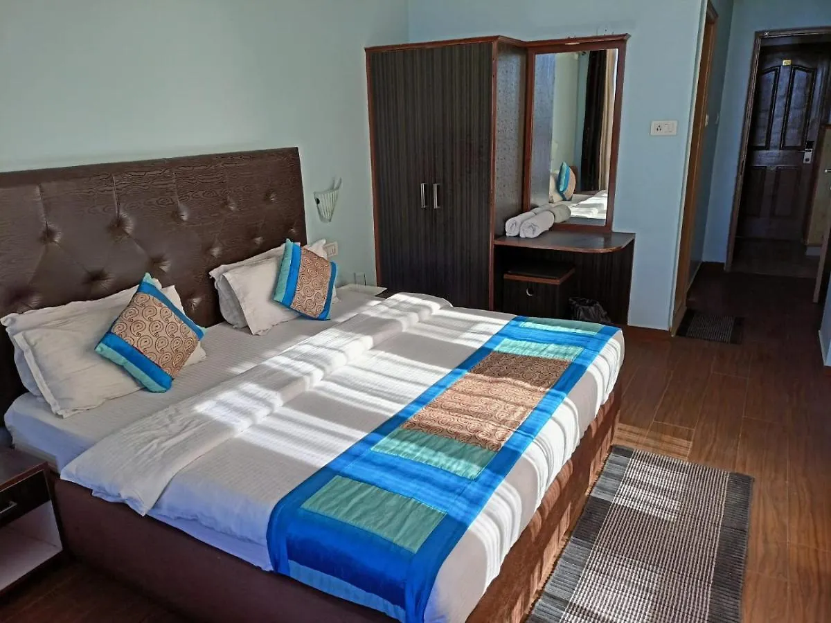 The Grand Madhushala Hotel Shimla 3*,  India